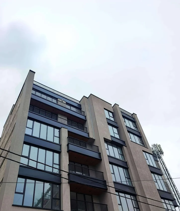 Elm Lines 2 Residence Featured Image-ed